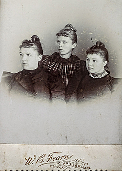 Old Cabinet Card - Zena, Zettie, Anna Busboom