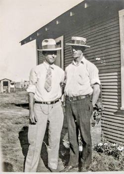 Old Photo - J. N. (Noble) and B W. Lindley