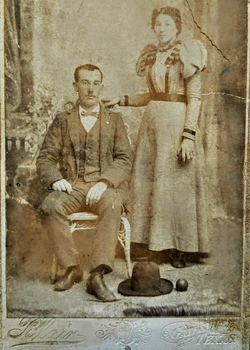 Cabinet Card - Squyres